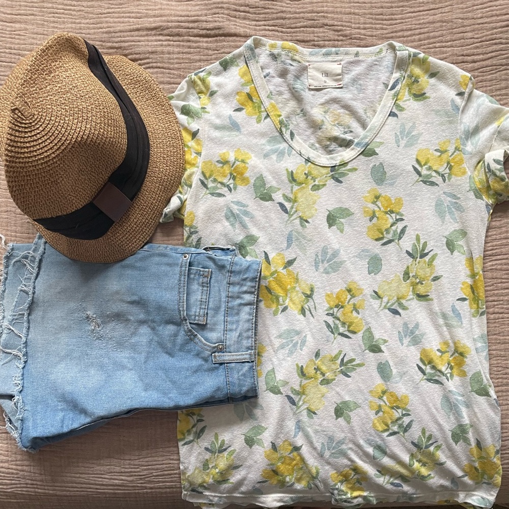 {t. la} Sungarden Tee